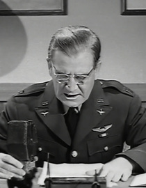 S01 E01 - Mysterious Pilot - Captain Midnight