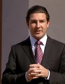 S06 E01 - 16 Chefs Compete - Hell's Kitchen