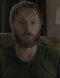 S01 E01 - The Hollow Shore - Southcliffe