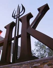 S12 E11 - 10 Chefs Compete (Part One) - Hell's Kitchen