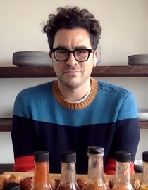 S12 E04 - Dan Levy Gets Panicky While Eating Spicy Wings - Hot Ones
