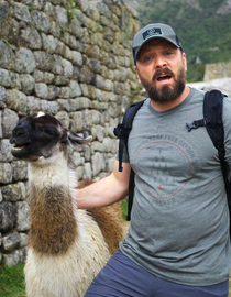 S01 E01 - Cusco, Peru - Four Sheets