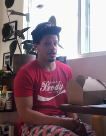 S12 E03 - Eric Andre Enters a Fugue State While Eating Spicy Wings - Hot Ones