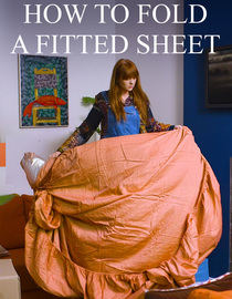 How to Fold a Fitted Sheet