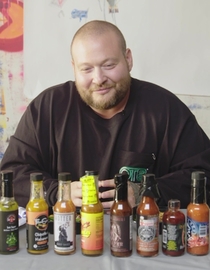 S12 E08 - Action Bronson Shakes It Out While Eating Spicy Wings - Hot Ones
