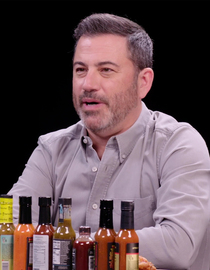 S16 E01 - Jimmy Kimmel Feels Poisoned By Spicy Wings - Hot Ones