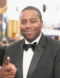 S14 E05 - Kenan Thompson Becomes a Card-Carrying Spiceman While Eating Spicy Wings - Hot Ones