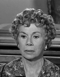 S01 E18 - Jed Saves Drysdale's Marriage - The Beverly Hillbillies