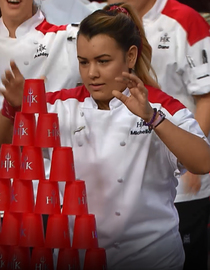 S17 E04 - Just Letter Cook - Hell's Kitchen