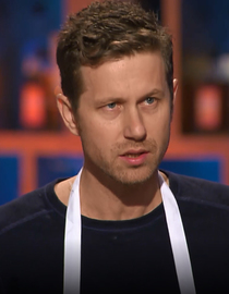 S17 E12 - Five is the New Black - Hell's Kitchen